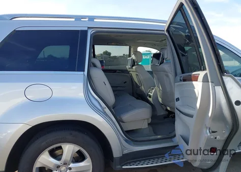 2010 Mercedes-Benz Gl 450 4Matic z USA, uszkodzony, nr VIN 4JGBF7BE4AA537938